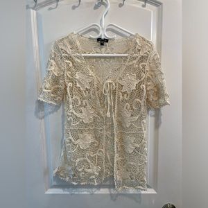 UK2LA White knit blouse